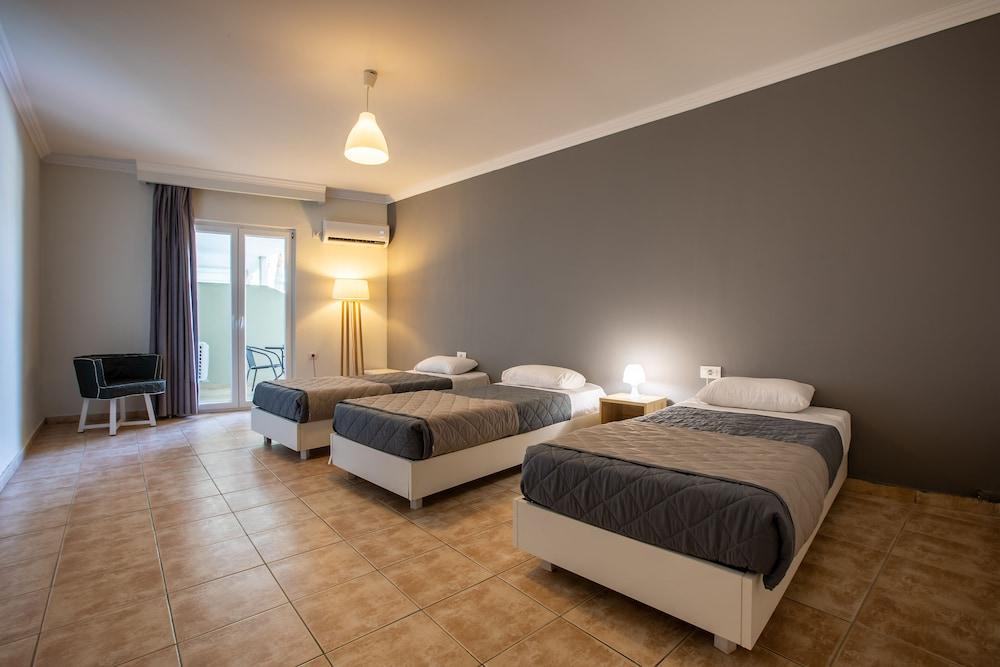 Arkadianos Aparthotel Agios Sostis  Екстер'єр фото