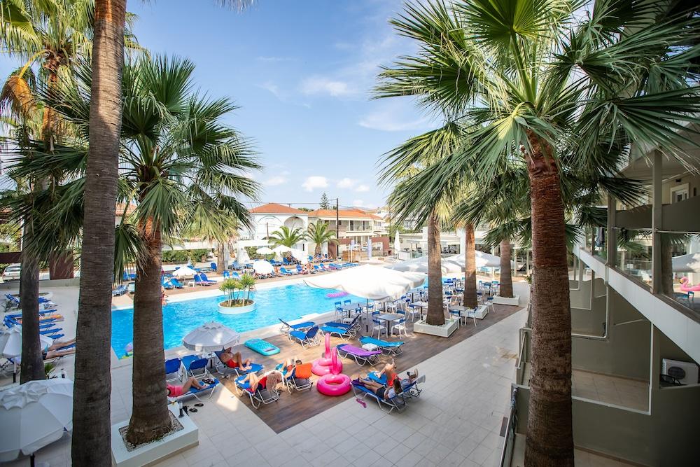 Arkadianos Aparthotel Agios Sostis  Екстер'єр фото